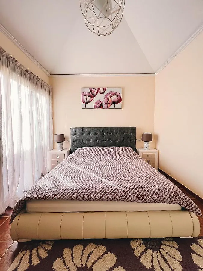 Holiday home Bungalow With 2 Bedrooms, Playa La Tejita El Medano  Spain